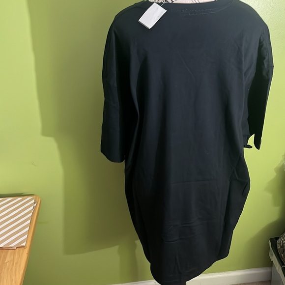 🆕 Women’s Black Blessed Shirt Size 2XL - Picture 2 of 6